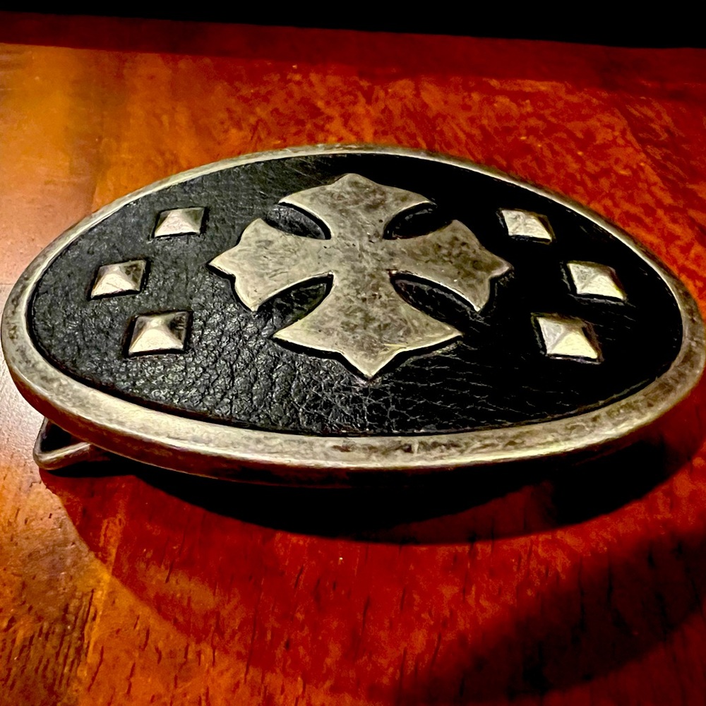 Belt Buckle like new condition, never used.
